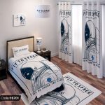 ست اتاق خواب اکسسوری طرح فضانورد کد 6701 شامل روتختی، پرده، کوسن و تابلو با طراحی فضایی و علمی