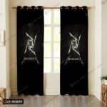 پرده طرح متالیکا کد 6809 با پس‌زمینه سیاه، تیغه فلزی پرتابی و لوگوی METALLICA